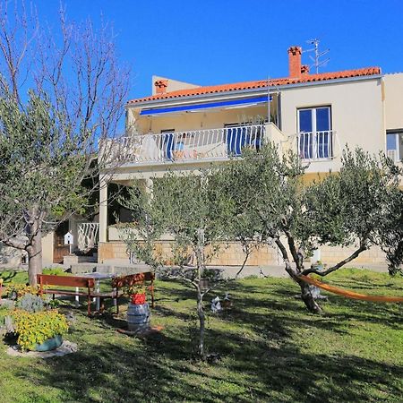 Apartments With A Parking Space Kastel Gomilica, Kastela - 19248 Exterior photo