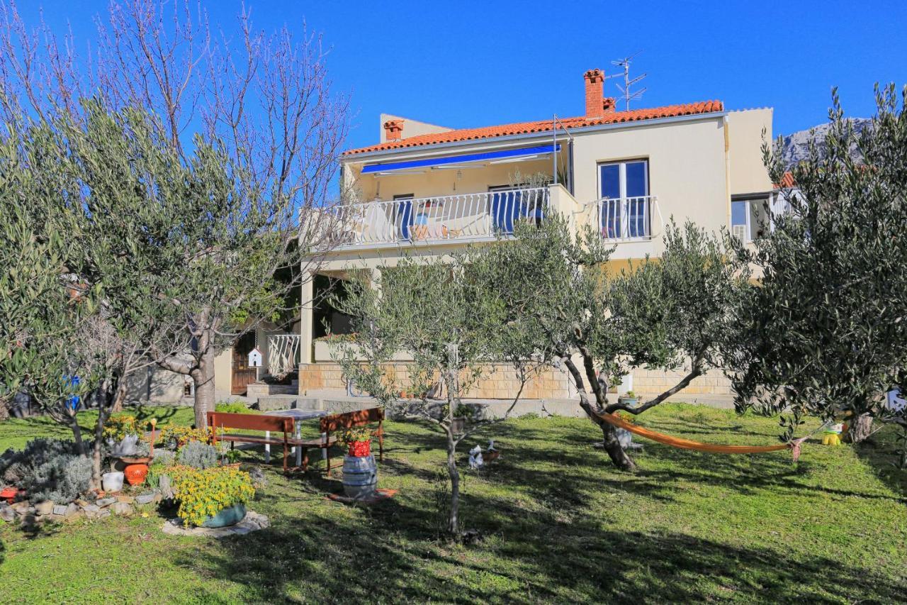 Apartments With A Parking Space Kastel Gomilica, Kastela - 19248 Exterior photo